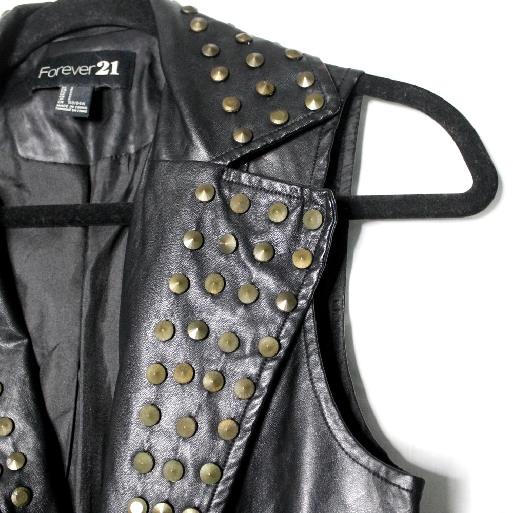 Forever 21 Faux Leather Moto Vest